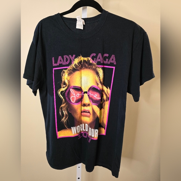 Gildan Tops - Lady Gaga Tshirt